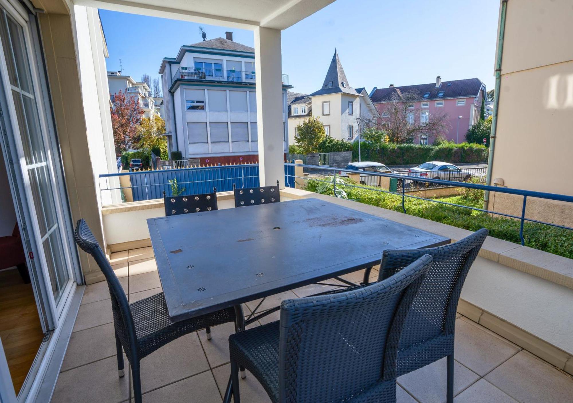 Charmant Appartement Avec Terrasse Dans Villa Strasbourg Bagian luar foto